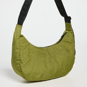 BAGGU Crescent (MEDIUM) - AVOCADO